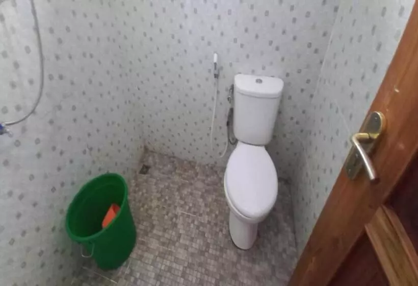 Hotelli Oyo 92628 Raja Alam Homestay