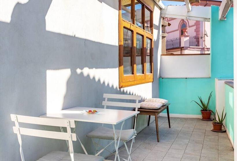 بنسيون Room In Guest Room   Domomea   Camera Ambrosia