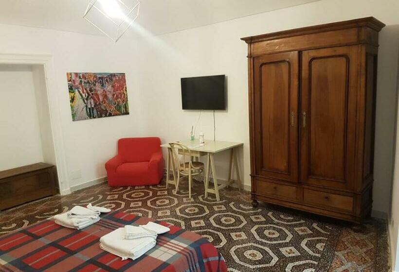 تختخواب و صبحانه Gusterhouse