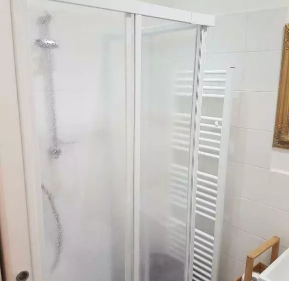 ベッドアンドブレックファースト Gusterhouse