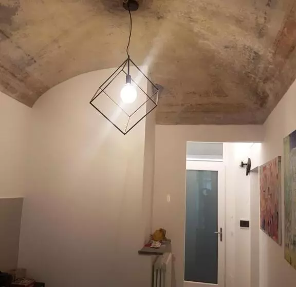 ベッドアンドブレックファースト Gusterhouse