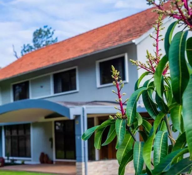 ベッドアンドブレックファースト Nyumbani Palace Arusha