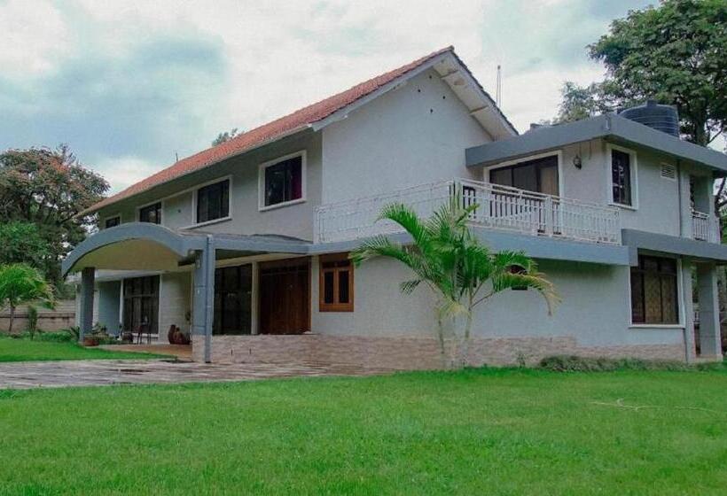 住宿加早餐  Nyumbani Palace Arusha