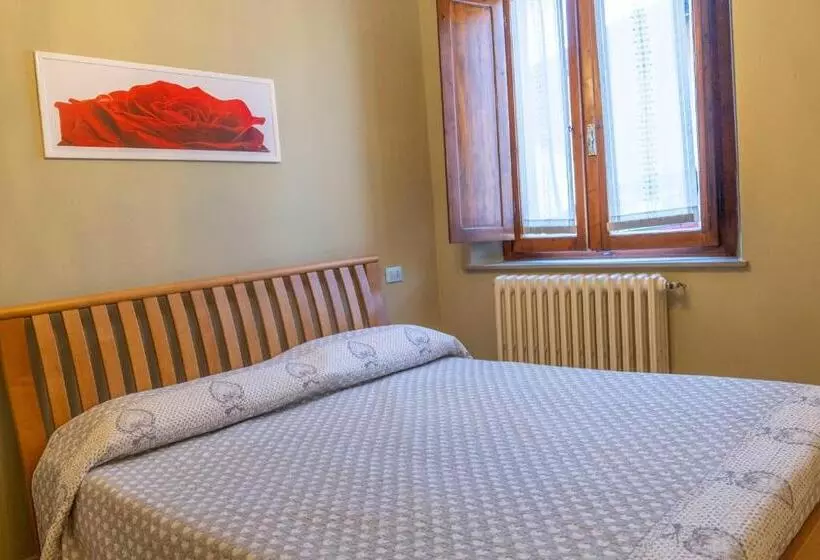 ホテル Agriturismo Irto Colle