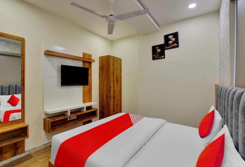 Hotel Oyo Flagship 81252  Vr Inn