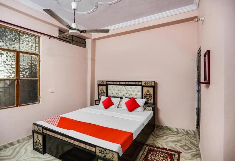 Hotel Oyo Flagship 81292 Love To Serve Oyo