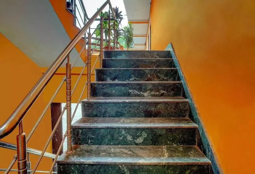 Hotelli Oyo Flagship 81389  Siddhi Vinayak