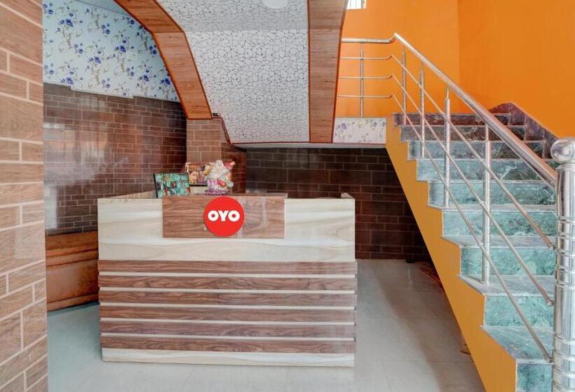 Отель Oyo Flagship 81389 Siddhi Vinayak