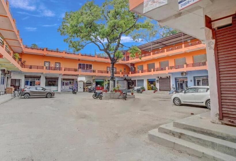 Отель Oyo Flagship 81389 Siddhi Vinayak