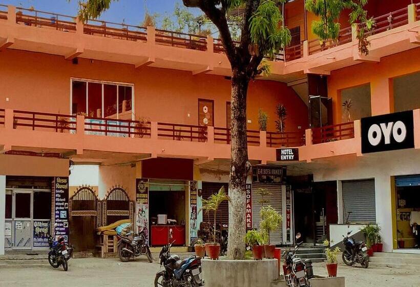 Отель Oyo Flagship 81389 Siddhi Vinayak