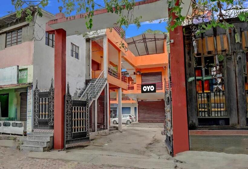 Отель Oyo Flagship 81389 Siddhi Vinayak