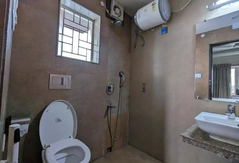 Hotelli The Aster Enclave