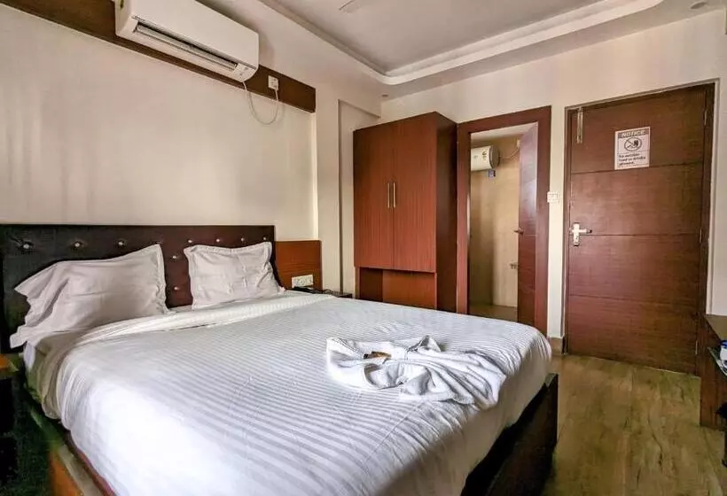 Hotelli The Aster Enclave