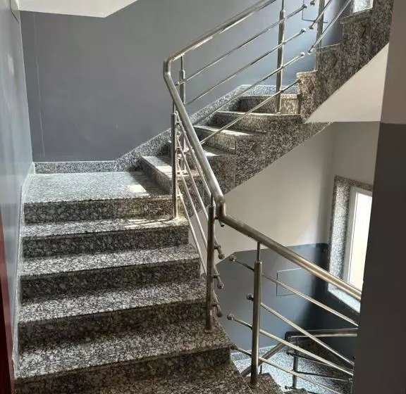 Hotelli The Aster Enclave