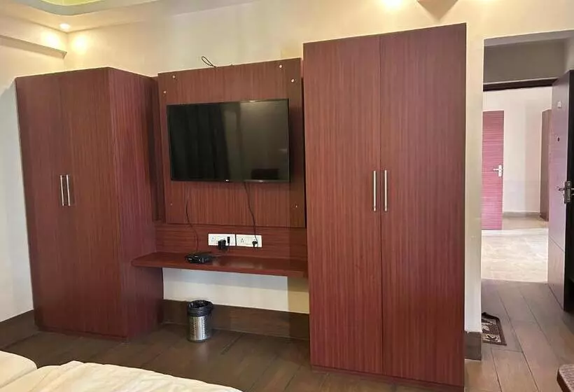 Hotelli The Aster Enclave