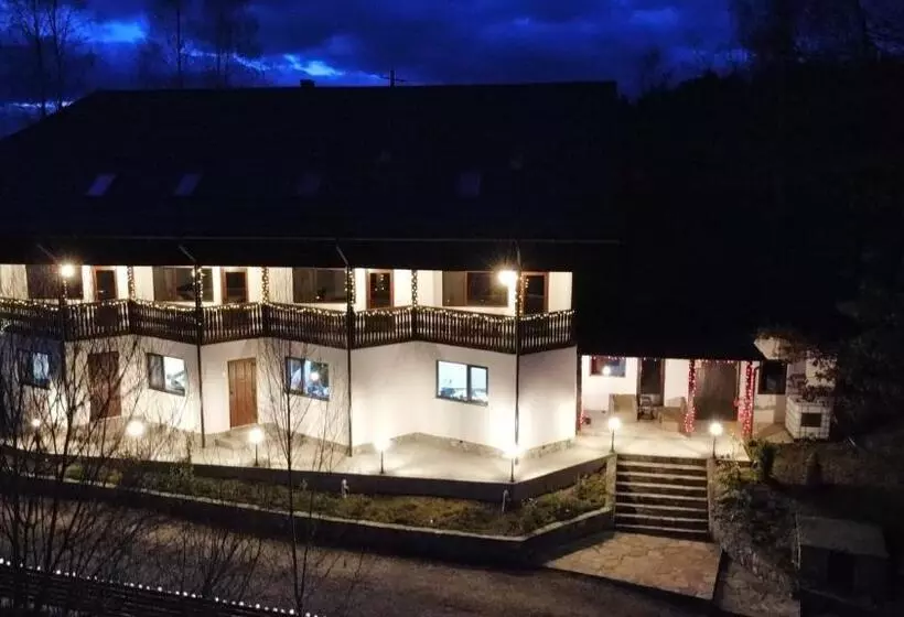 Pensiunea Sara Pe Deal