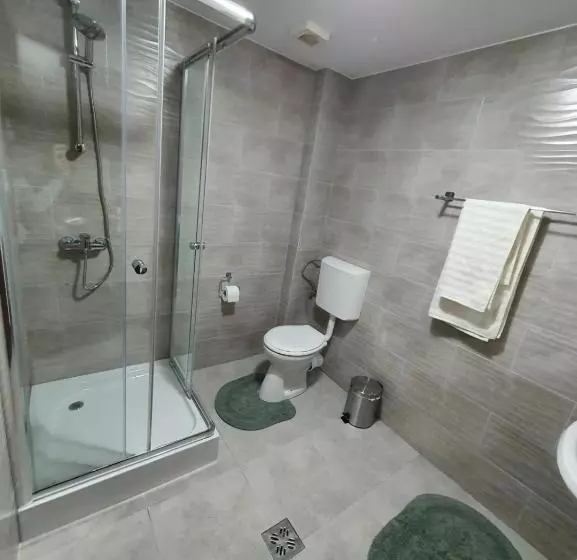 Pensiunea Sara Pe Deal