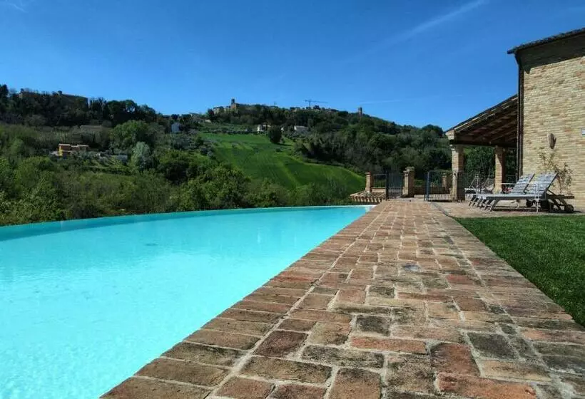 リゾートホテル Villa Rilassati Appartement Rilassati Infinity Pool Privé Terras Familie Vriendelijk