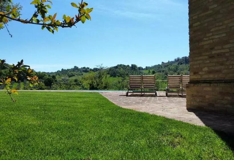 リゾートホテル Villa Rilassati Appartement Rilassati Infinity Pool Privé Terras Familie Vriendelijk