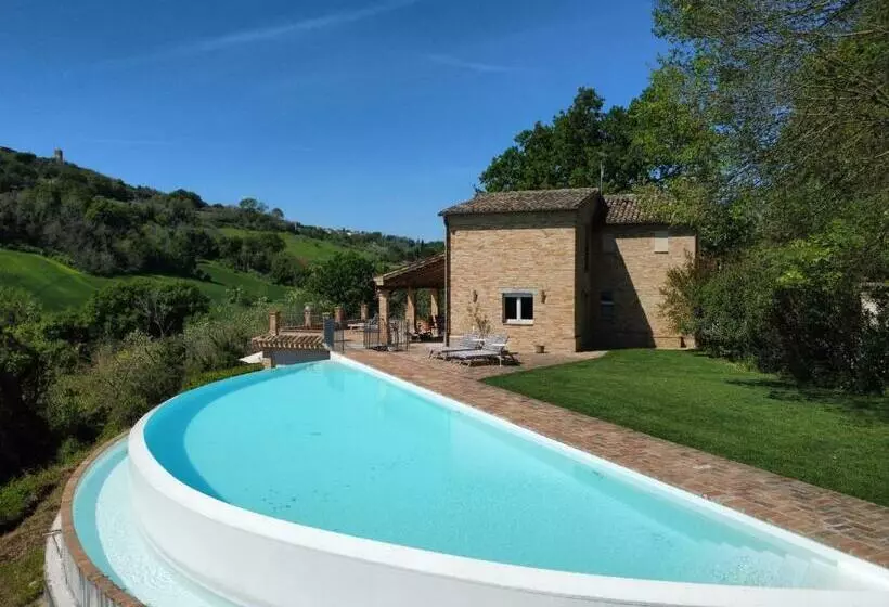リゾートホテル Villa Rilassati Appartement Rilassati Infinity Pool Privé Terras Familie Vriendelijk