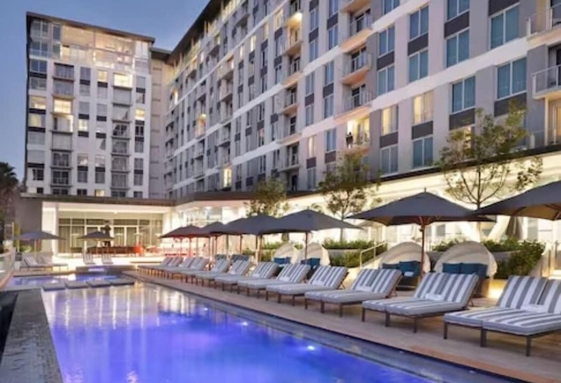 The Capital On Park Apart