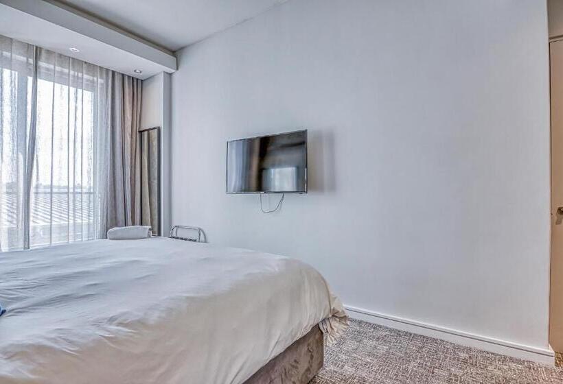 The Capital On Park Apart