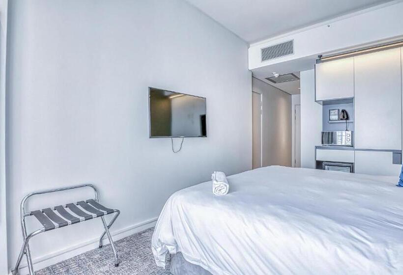 The Capital On Park Apart