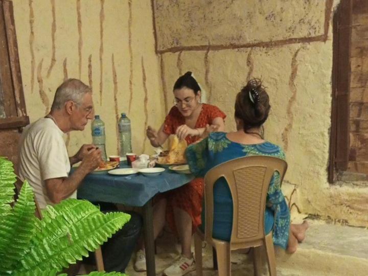 هاستل Dana Historic Village