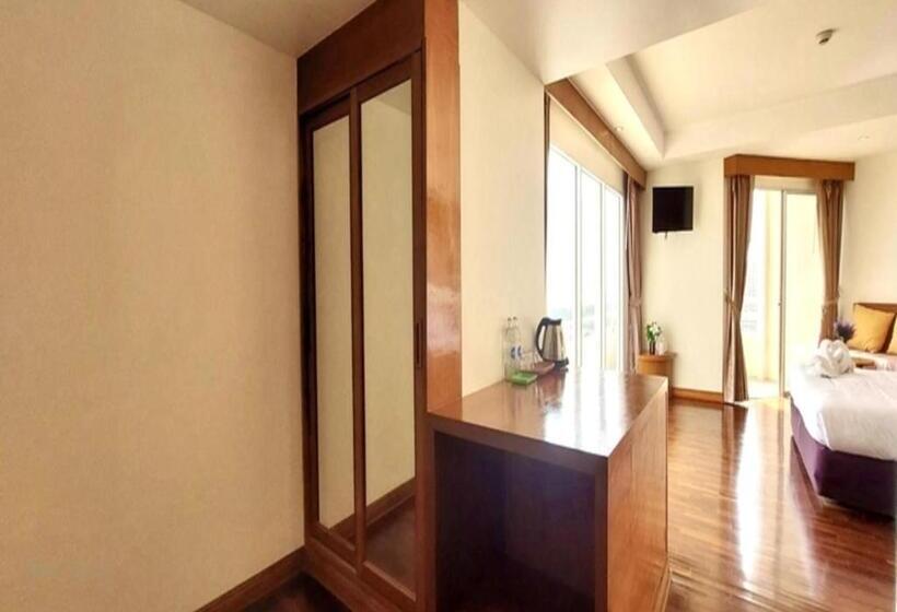 호텔 Welcome Jomtien Sea View