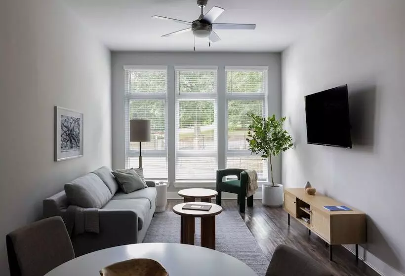 Mint House Greenville   West End