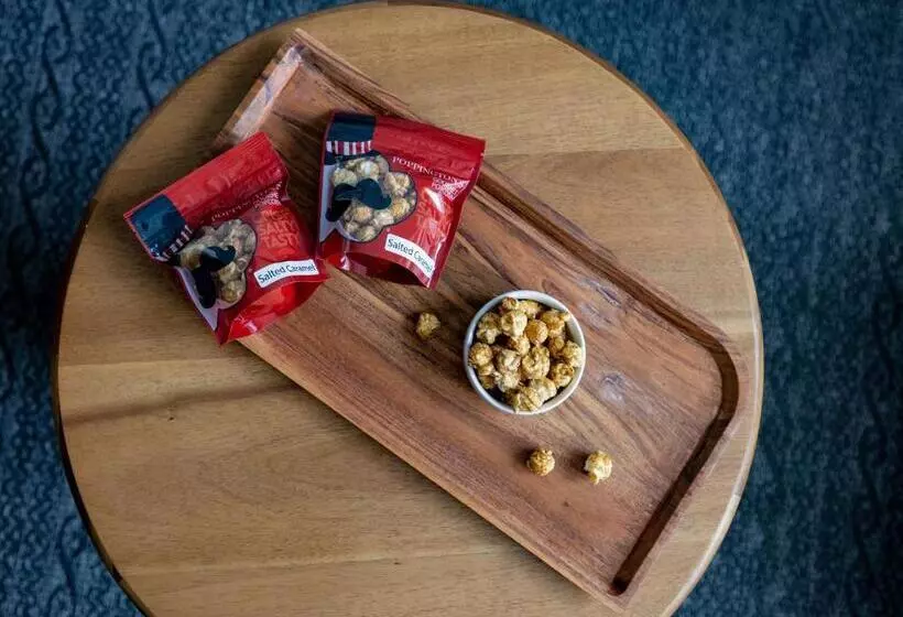 Mint House Greenville   West End