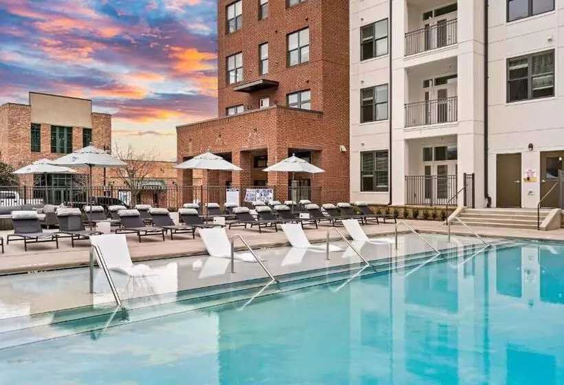 Mint House Greenville   West End