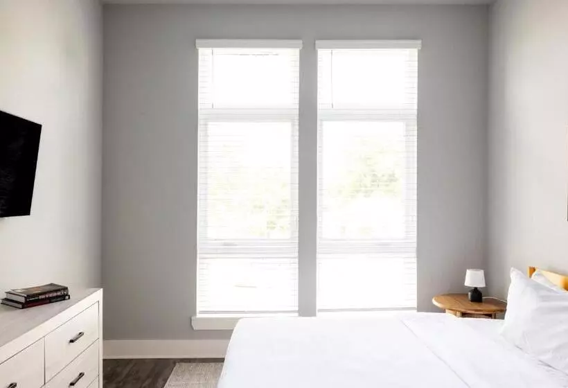 Mint House Greenville   West End