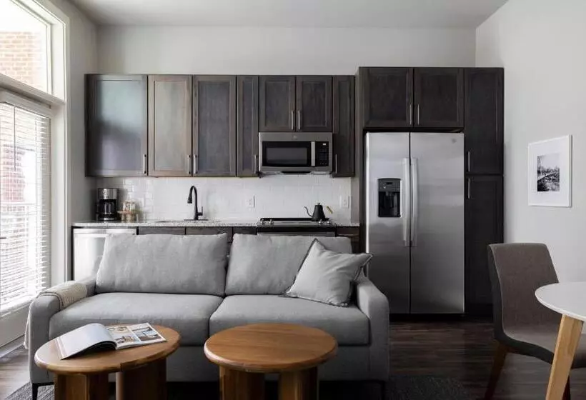 Mint House Greenville   West End