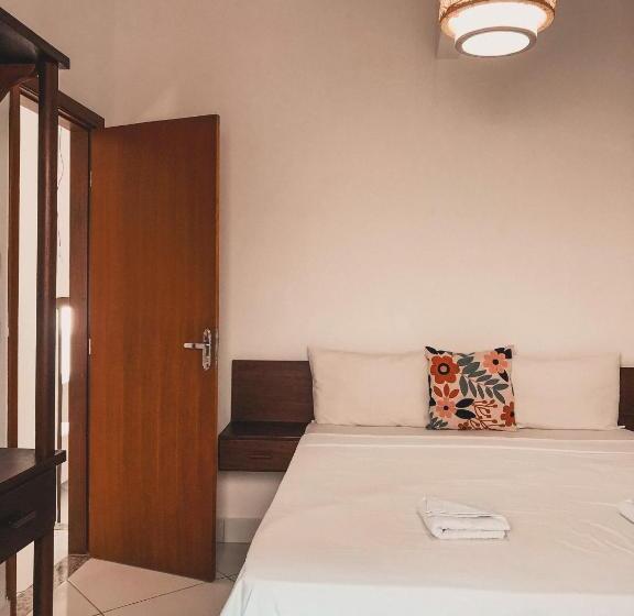 Пансион D Ajuda Inn