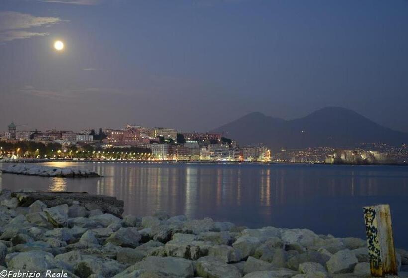 تختخواب و صبحانه Imperium Allestimenti