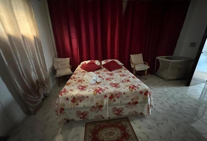 تختخواب و صبحانه Imperium Allestimenti