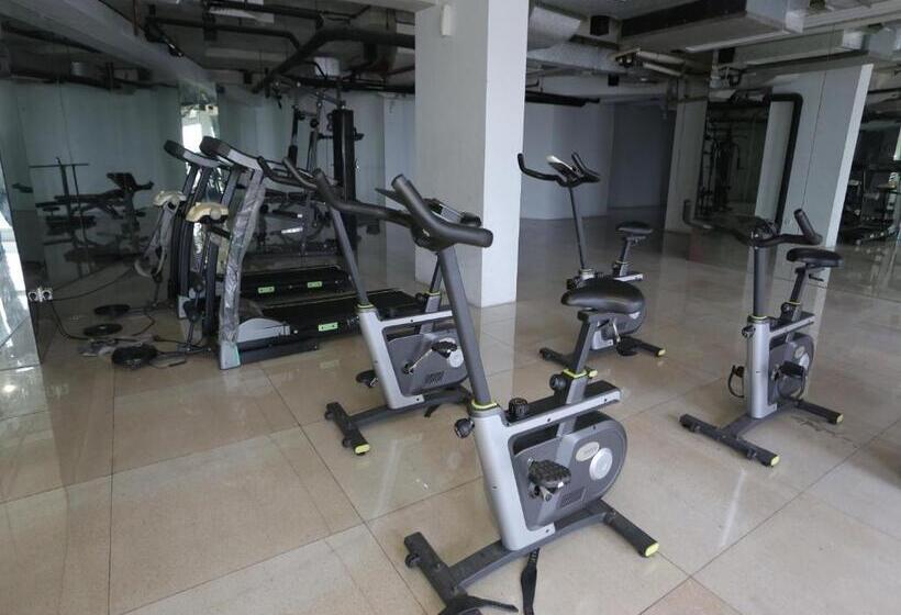 فندق Aurora Rooms @ Apartemen Patraland Urbano