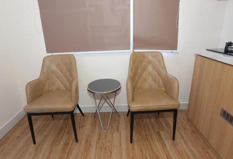 فندق Aurora Rooms @ Apartemen Patraland Urbano