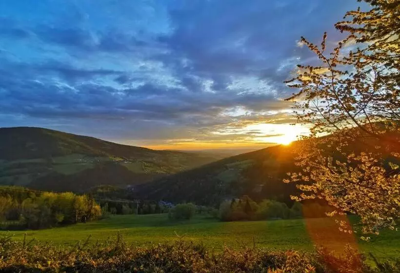 Retkeilymaja Alpengasthof Fernblick