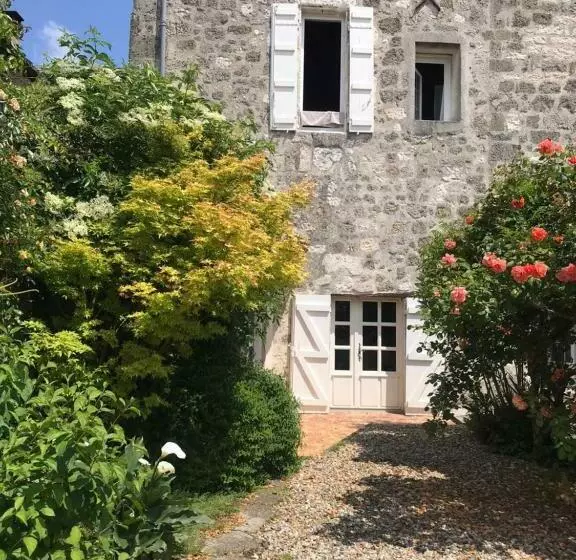 ベッドアンドブレックファースト L Horizon De Marianne