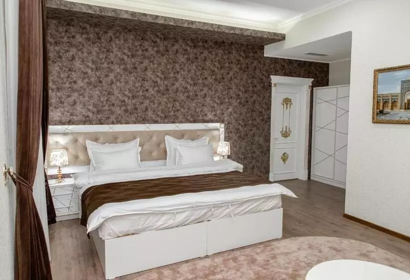 Hotel The Royal