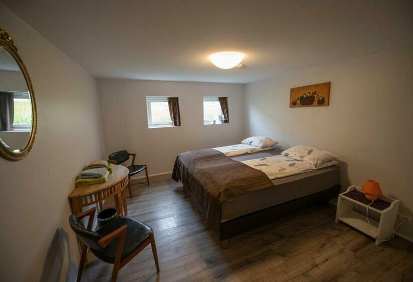 پانسیون Húnaver Guesthouse