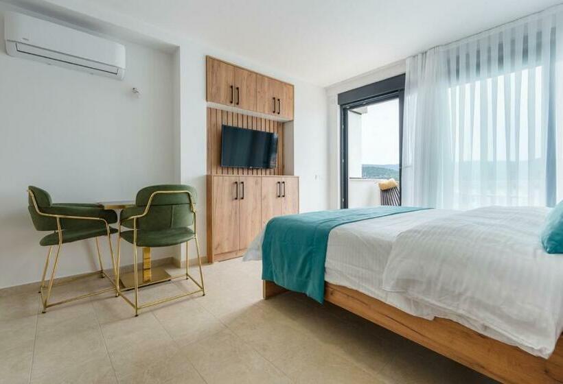 پانسیون Villa Emina Sa Privatnom Plažom I Parkingom