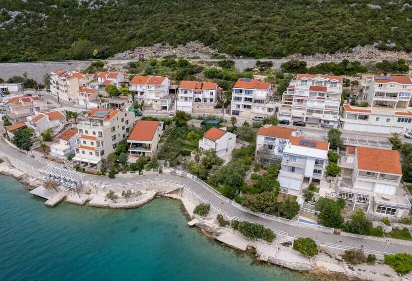 پانسیون Villa Emina Sa Privatnom Plažom I Parkingom