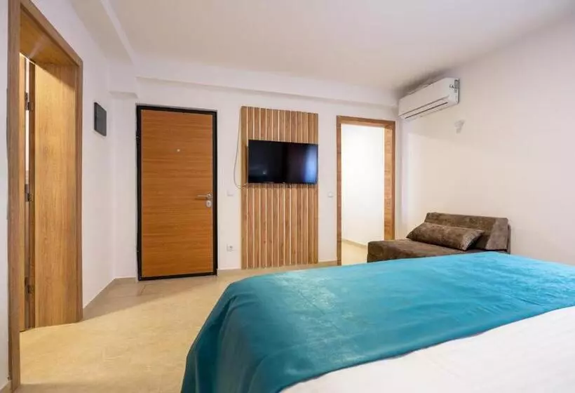 پانسیون Villa Emina Sa Privatnom Plažom I Parkingom