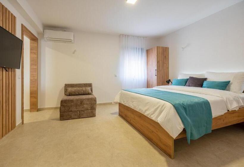 پانسیون Villa Emina Sa Privatnom Plažom I Parkingom