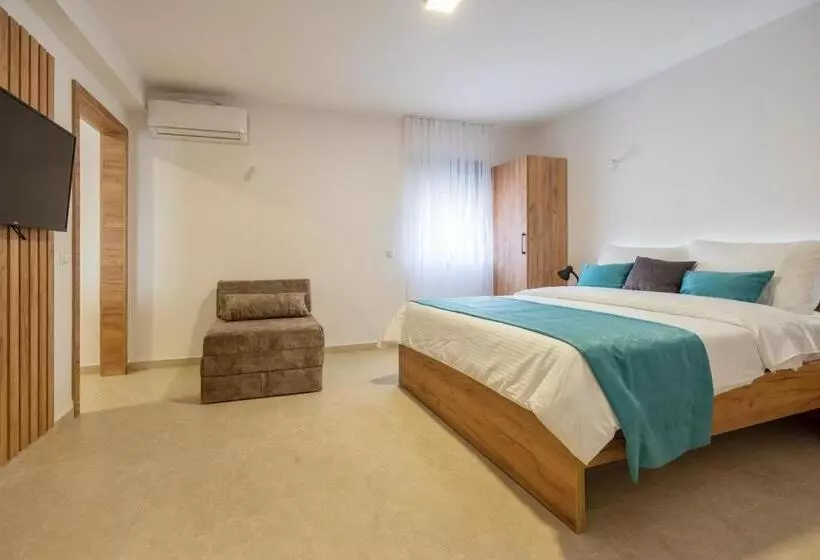 پانسیون Villa Emina Sa Privatnom Plažom I Parkingom