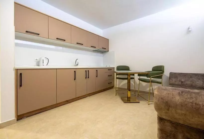 پانسیون Villa Emina Sa Privatnom Plažom I Parkingom