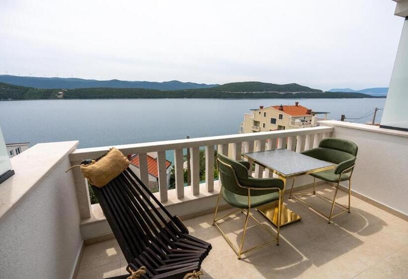 پانسیون Villa Emina Sa Privatnom Plažom I Parkingom